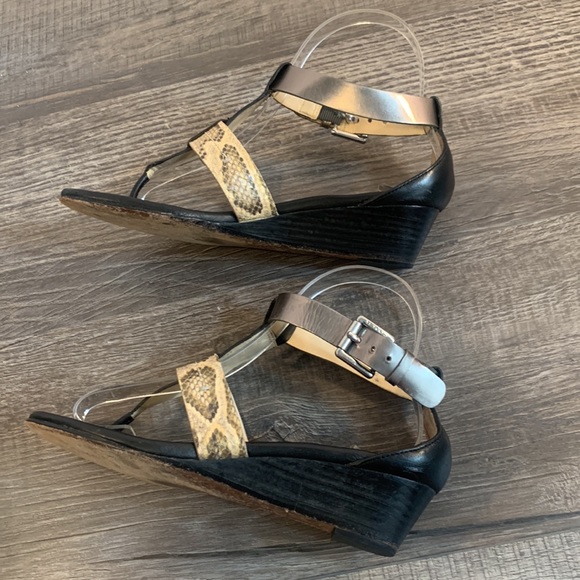 Coach "velvet" wedge sandals size 6 - Picture 5 of 8